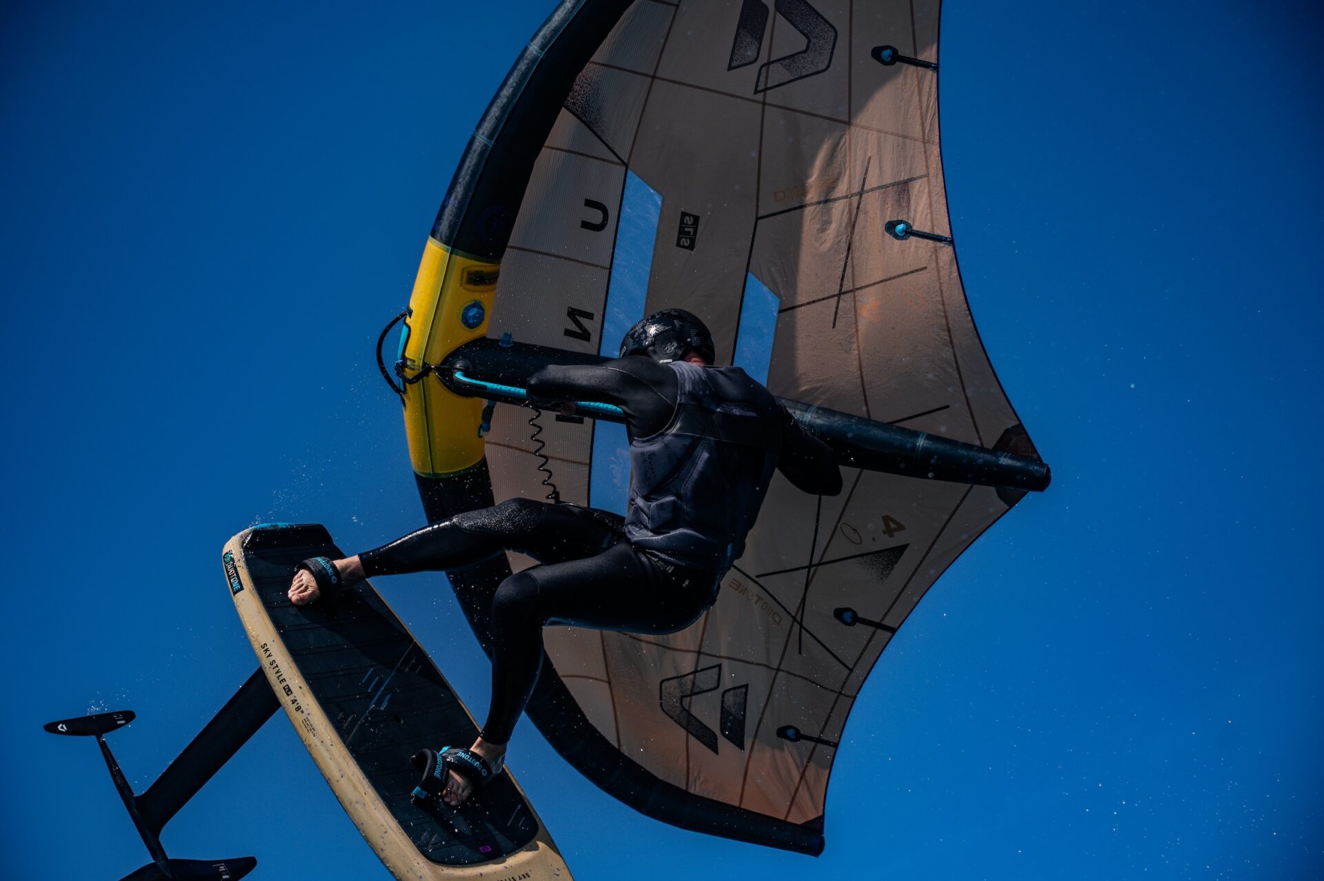 Wing-Foiling equipment Shop & Rental in Vassiliki, Lefkada. Greece